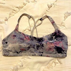 Lululemon Free to Be Bra size 8
